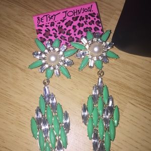 Beautiful Betsy Johnson Big Green rhinestone and pearl earrings
